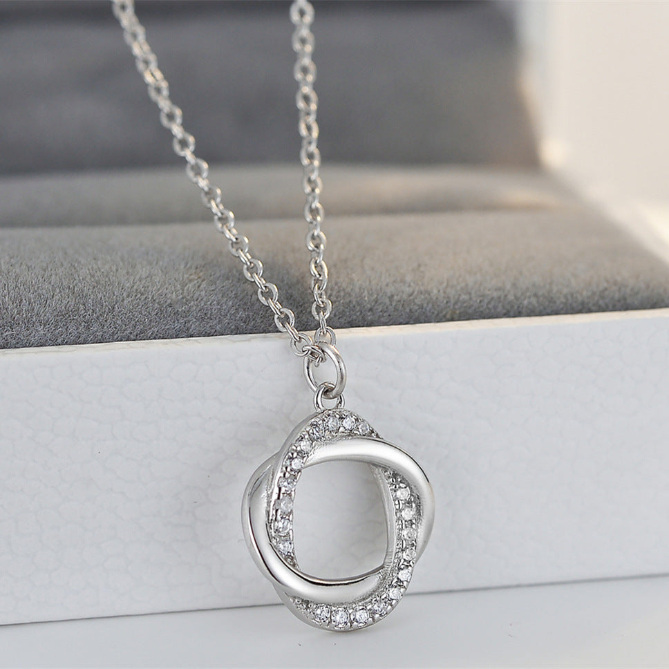 Interconnected Circles Necklace